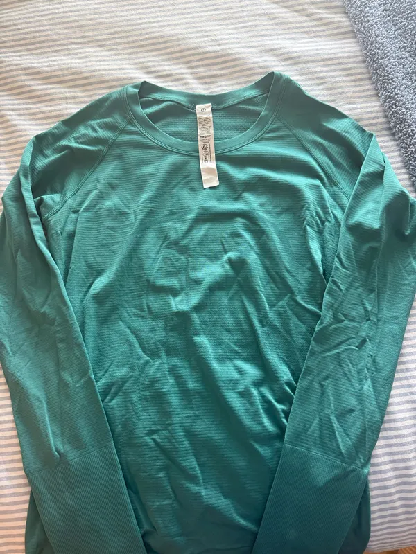 Lululemon Swiftly Tech Long Sleeve Shirt 2.0 - Image 2