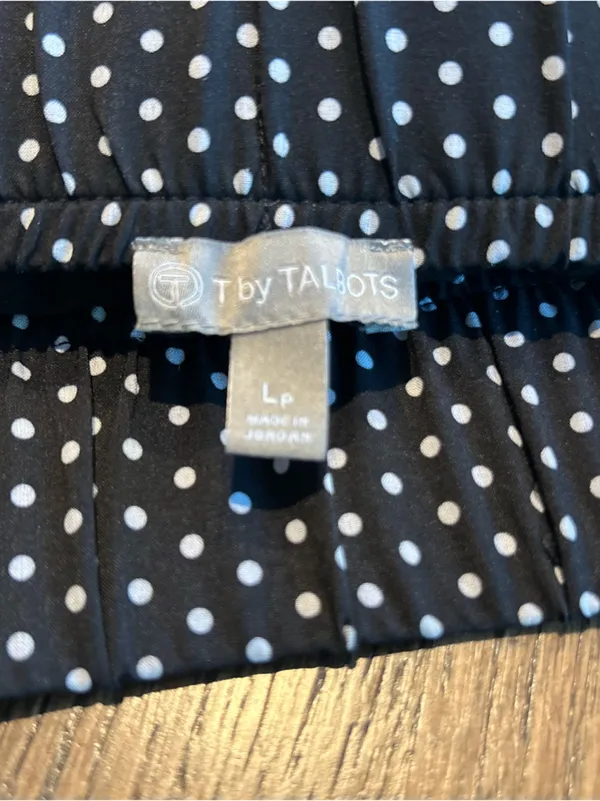 Talbots Activewear Black Skort with white polka dots racing stripe - Size LP - Image 5