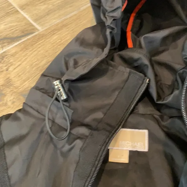 Micheal kors jacket - Image 3