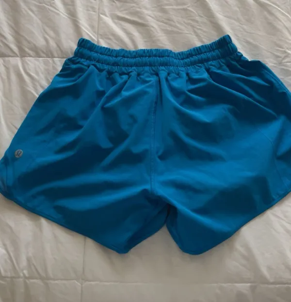 Lululemon Poolside Blue Hotty Hot Shorts 4" - Image 2