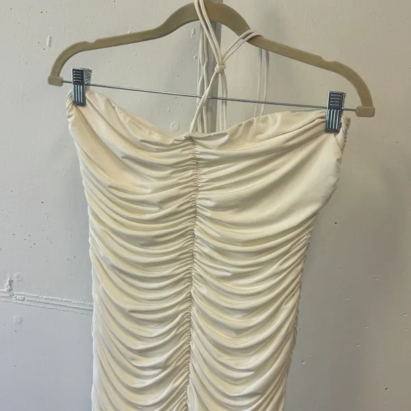 Lucy In The Sky White Ruched Halter Mini Dress Ruffle Hem Large Ivory Bodycon - Image 3