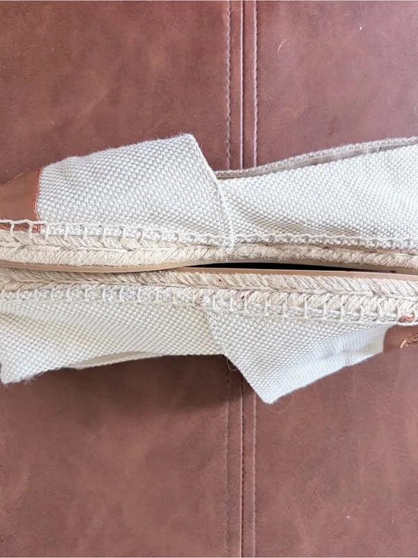 Tory Burch Cream Canvas Espadrille with Tan Leather Toe - Image 9