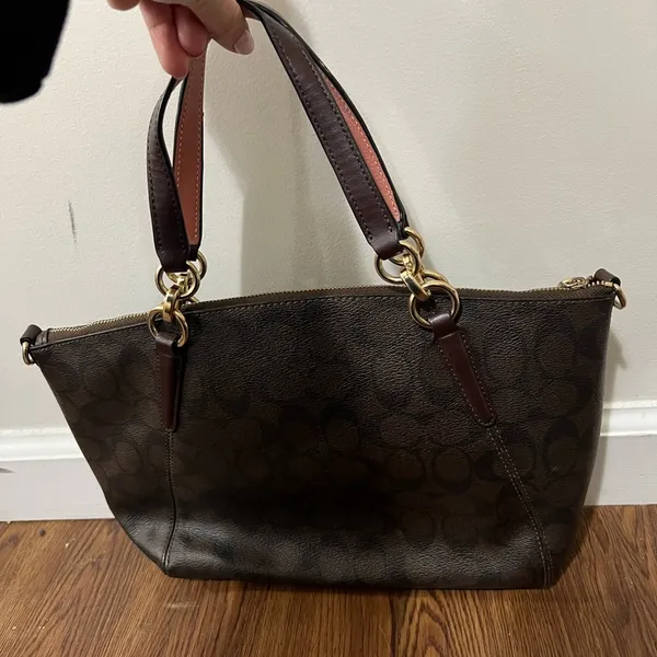EUC Coach Brown Leather Monogram Logo Purse - Image 4