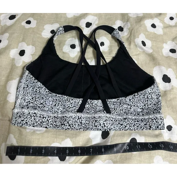Lululemon sports bra - Image 4