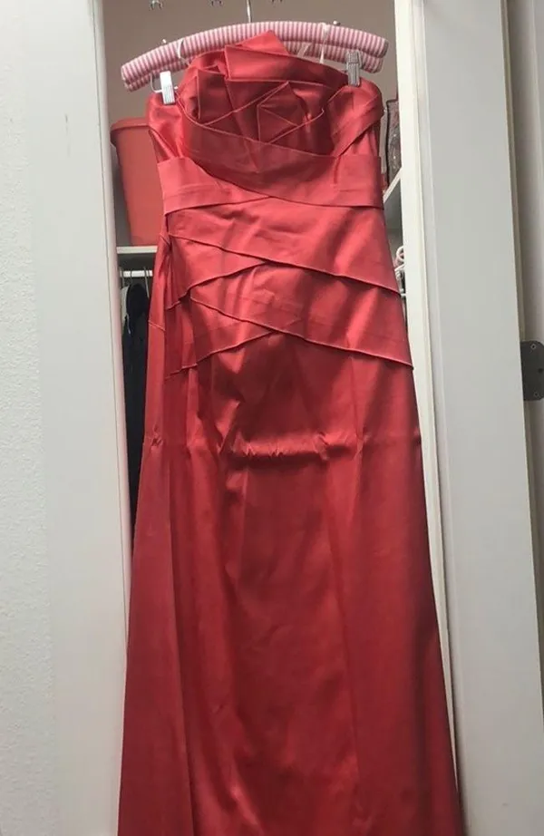 Phoebe Couture coral elegant gown sz 4 - Image 2