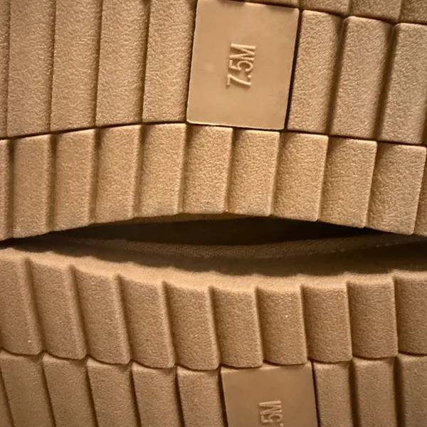 NWT slippers - Image 4