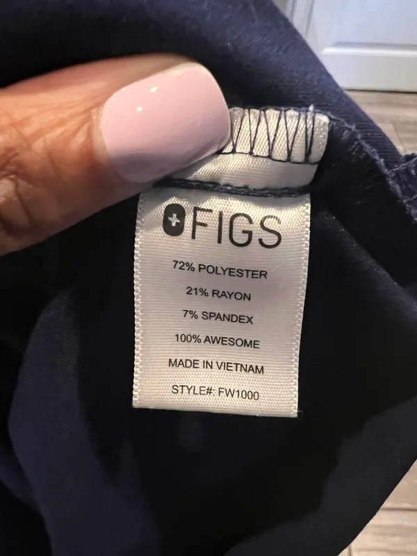 FIGS Sz XXS Scrub Top! No :( - Image 4