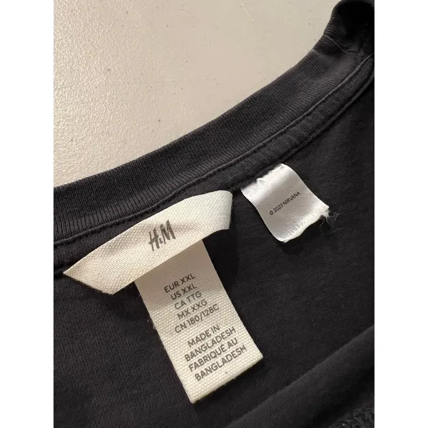 Hennes & Mauritz Nirvana Gray Worn in Oversized Cotton Short Sleeve Graphic Tee Shirt Size XXL - Image 5