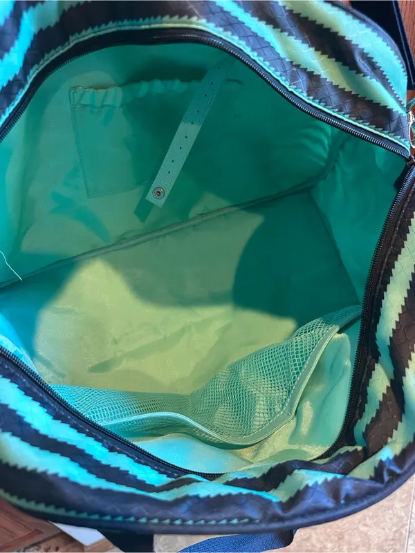 Thirty-One All-In Tote Deep Sea Wave Diaper Bag Gym Travel Beach Blue Stripe - Image 4