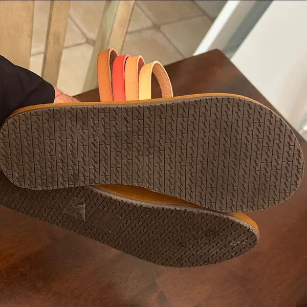NWT Billabong Orange and Tan Strappy Sandals - Image 4
