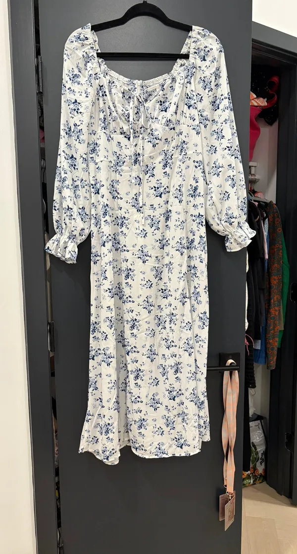Amazon Blencot Floral Dress - Image 2