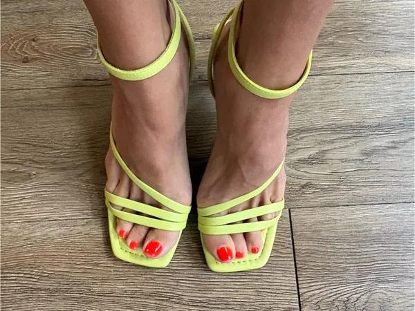 ALDO Lime Green Strappy Square-Toe Sandals - Image 4