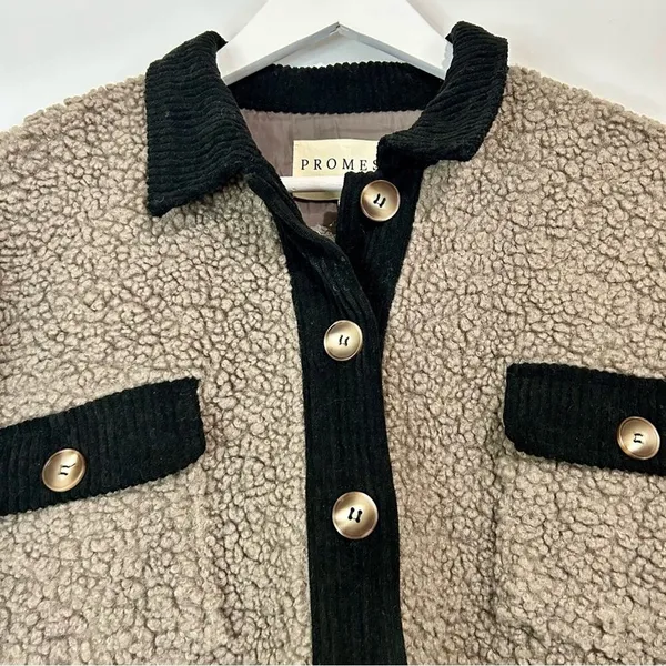 PROMESA Women's Contrast Button Down Sherpa Jacket Grey Black Size Medium FLAW - Image 2