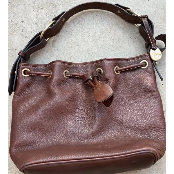 Vintage Dooney & Bourke Dark Brown Leather Drawstring Shoulder Bag Purse RARE - Image 5