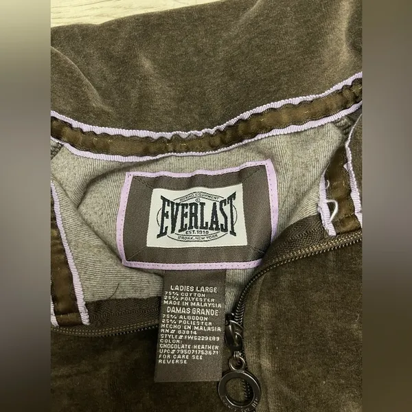 Everlast ing Women’s Velvet Jacket - Image 2