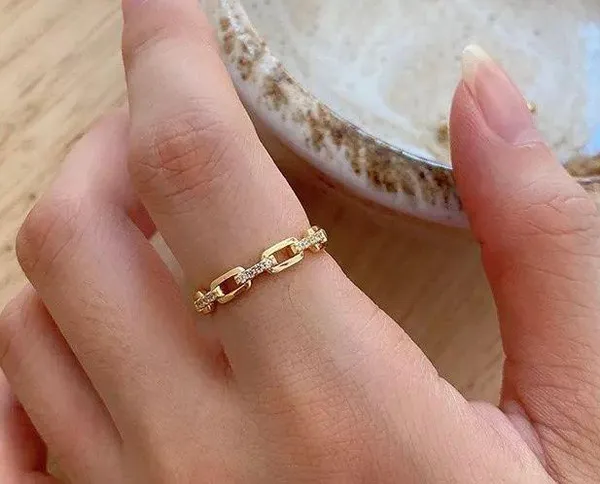 Sterling Silver SIZE 9 Gold Plated 925  Simple Cadena Hueca Stackable Ring - Image 4