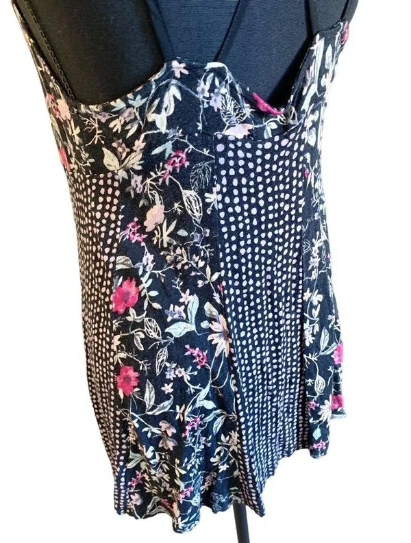 UO Kimchi Blue Mixed print floral dot patchwork plunge halter strappy back tank - Image 5