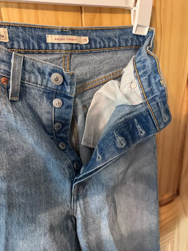 Ribcage Straight Levi’s Jeans - Image 5