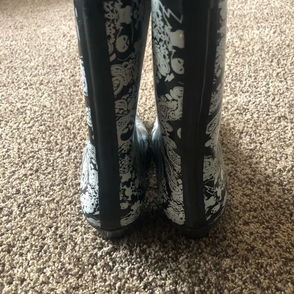 Sweet Beauty Skull Rain Boot Pull on Cowboy Boot Size 11 - Image 4
