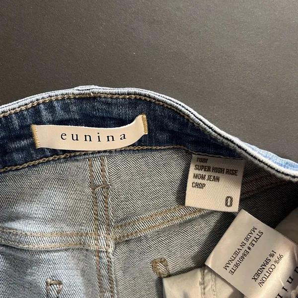 EUNINA Super High Rise Distressed Denim Mom Jeans Women’s Sz 0 Inseam 26” NWOT - Image 4