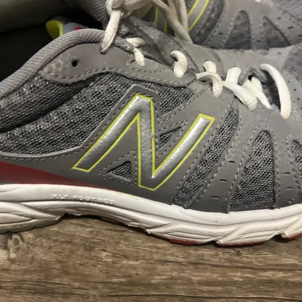 New Balance Gray Athletic Sneakers with Neon Yellow Accents - Image 3