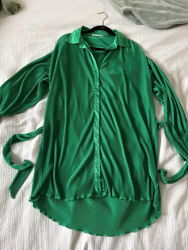 Green Dress - Image 4