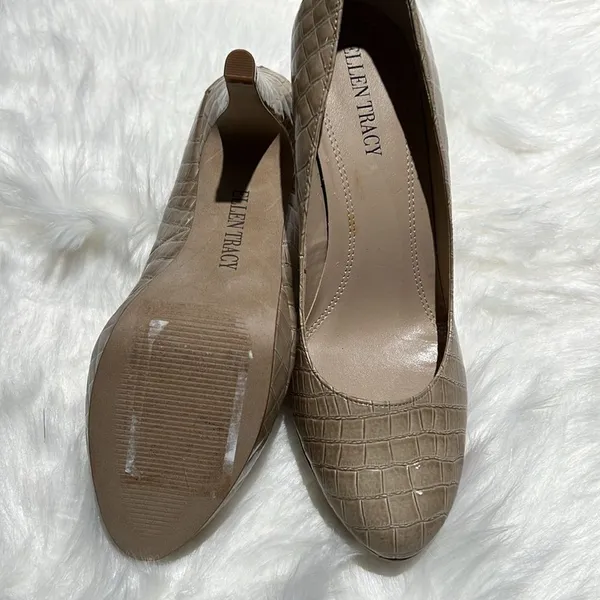 NWOT Ellen‎ Tracy Nude Crocodile Embossed Pump Heels Size 6M. B65 - Image 8