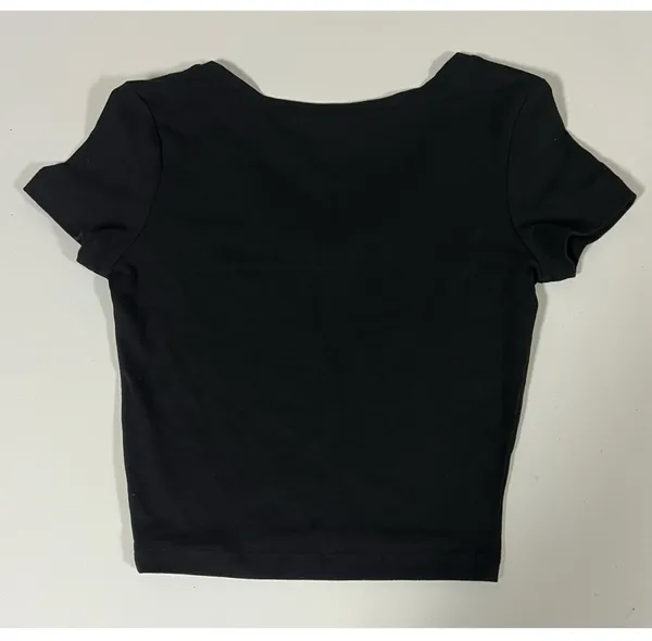 Wild Fable Black Solid Short Sleeve V-Neck Shirt Top Blouse Tee Size XS 🖤 - Image 4