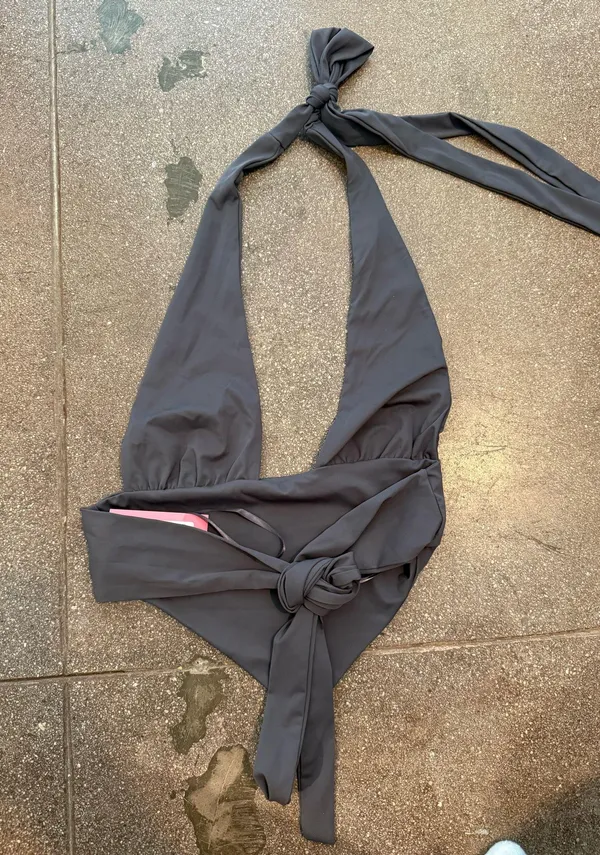 Edikted Open Back Triangle Top  - Image 3