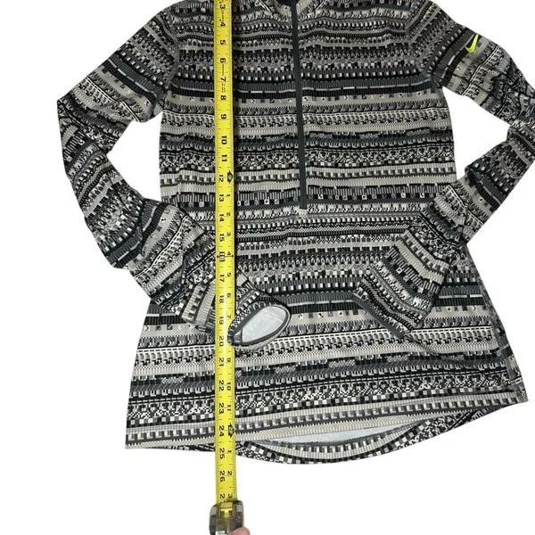 Nike Pro Warm 8 Bit 1/2 Zip Long Sleeve Run Layer Medium Mock Neck Activewear - Image 5