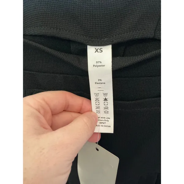 NWT Halara Pockets Waffle Casual Overalls XSmall Black - Image 2