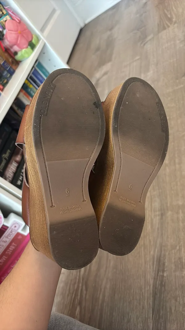 Old Navy Brown Wedge Sandals - Image 4