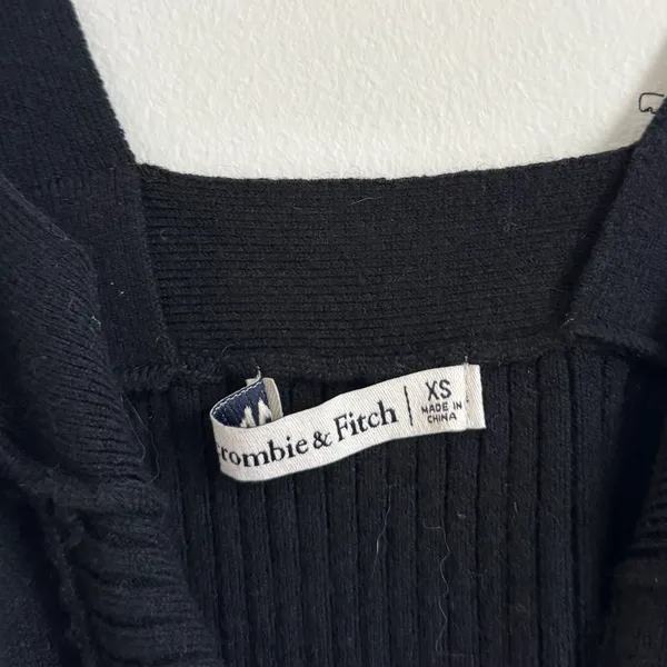 Abercrombie & Fitch Ribbed Square Neck Tank Size XS Knit Sweater Black - Image 3