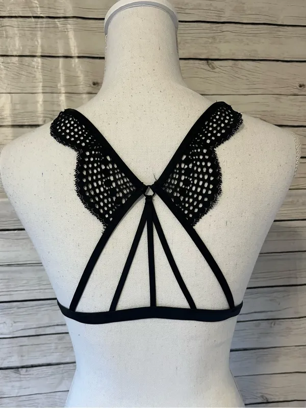 Victoria's Secret Front Close Butterfly Back Bralette Size Medium - Image 5