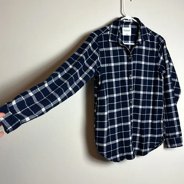 Abercrombie & Fitch‎ Soft AF Boyfriend Fit Flannel - Image 7