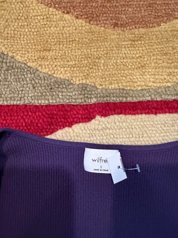 NWT Aritzia Wilfred Sculpt Knit Sweetheart Longsleeve Sweater Top Purple Small - Image 3