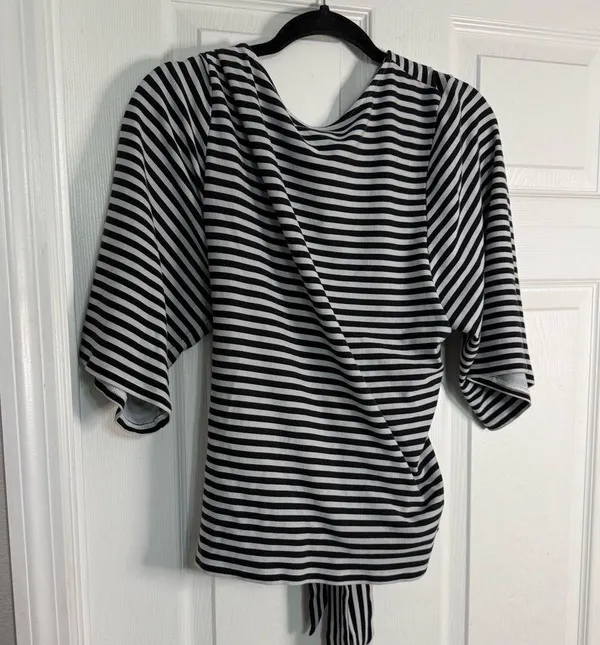 Express Monochrome Striped Wrap Top XL - Image 5