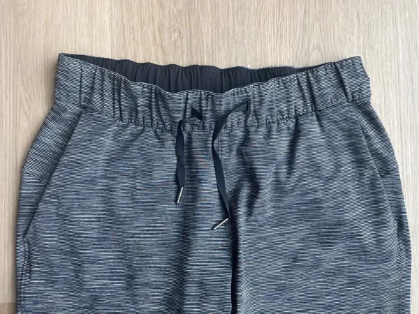 Lululemon On The Fly Pants 28" - Image 2