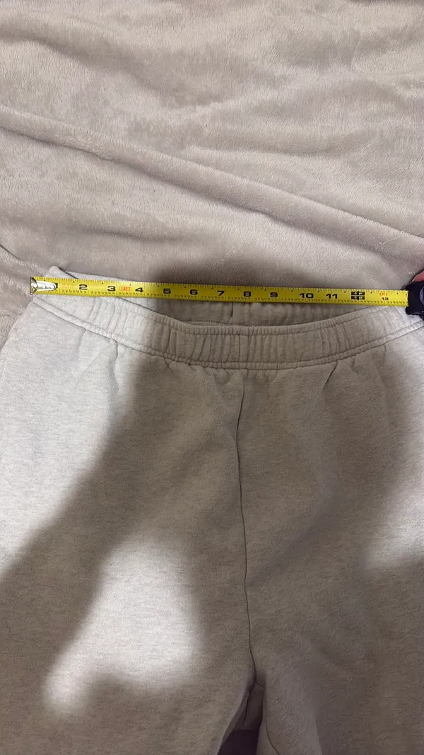 Aritzia Sweatpants - Image 6