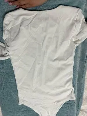 Aritzia Babaton Bodysuit - Image 4