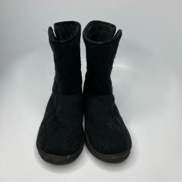 UGG black quilted knit boots size‎ 5 - Image 2