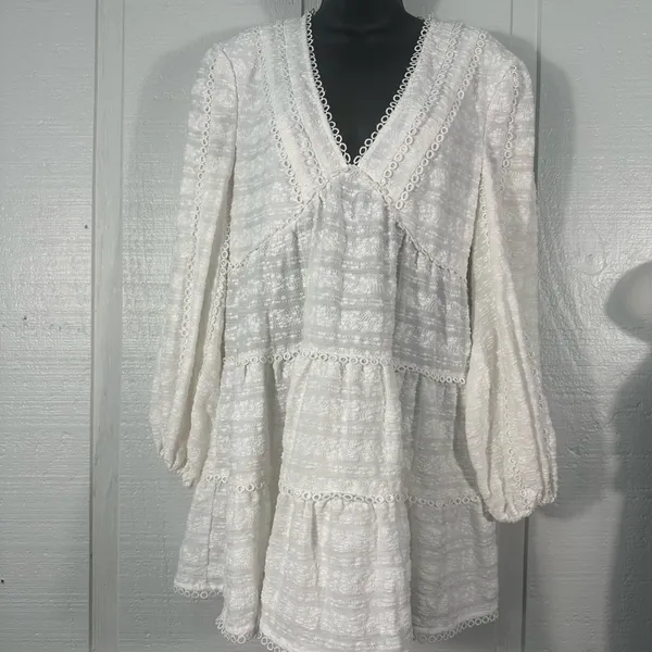 C/meo Collective Lie Awake Long Sleeve Ivory V Neck Dress Size Small EUC - Image 3
