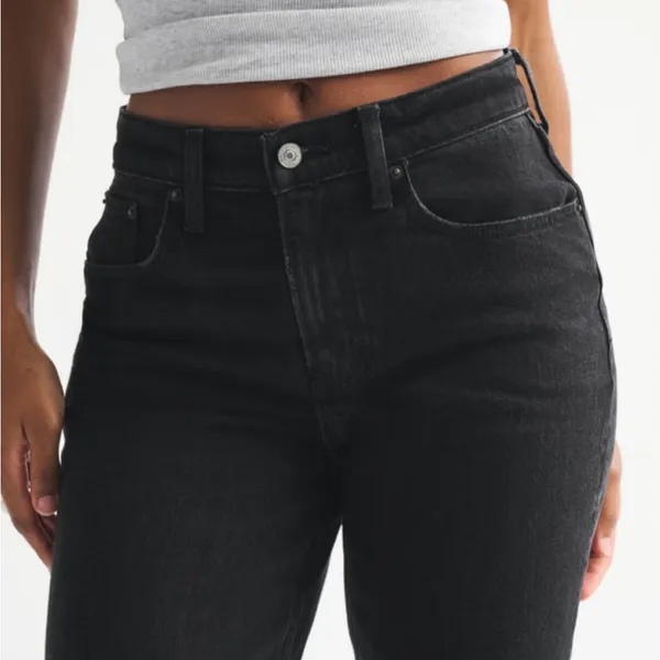 NWT Abercrombie & Fitch straight leg jeans, size 26 long - Image 5