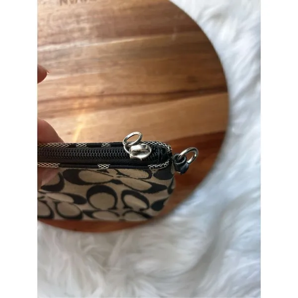 Coach NWT F49175 Park Signature Medium Wristlet Black White/Black no strap - Image 3