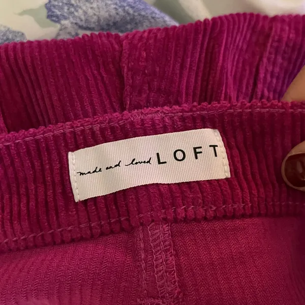 LOFT Women's Straight Corduroy Pants Berry Pink Size 32 Ankle Length‎ Zip Fly - Image 3