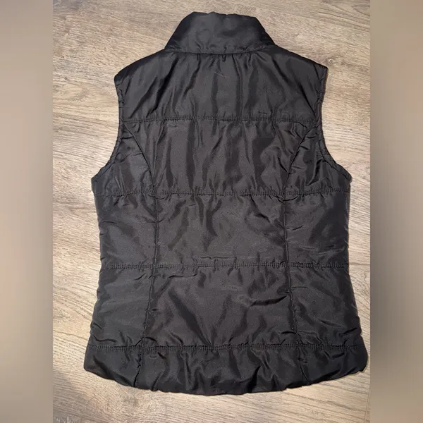 Aeropostale Hot Pink / Black Light Weight puffer vest S/P - Image 4