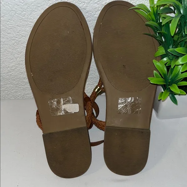 Steve Madden Brown Metallic Sandals - Image 8