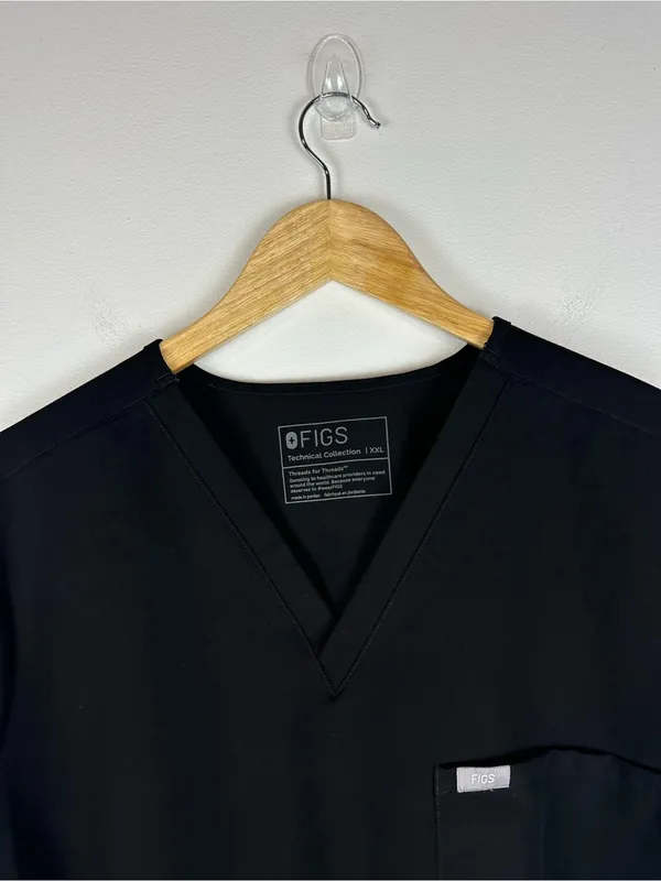 Figs Black Catarina One-Pocket‎ Scrub Top Women’s Sz XXL - Image 3