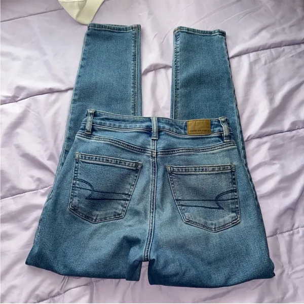 American eagle mom jeans - Image 3