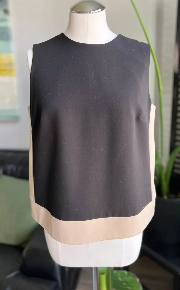Black Vest With Tan Sides - Image 2